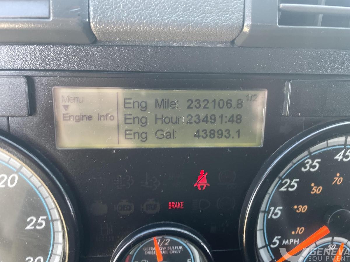 Used 2014 Freightliner Cascadia