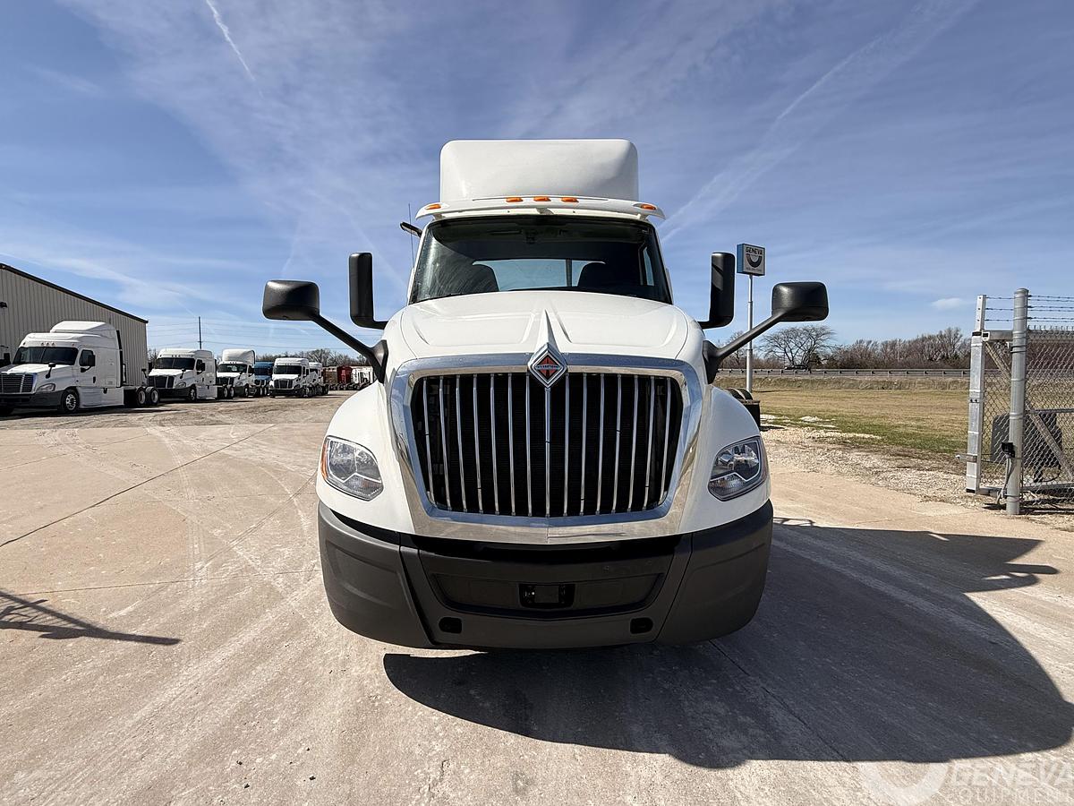 Used 2019 International LT625