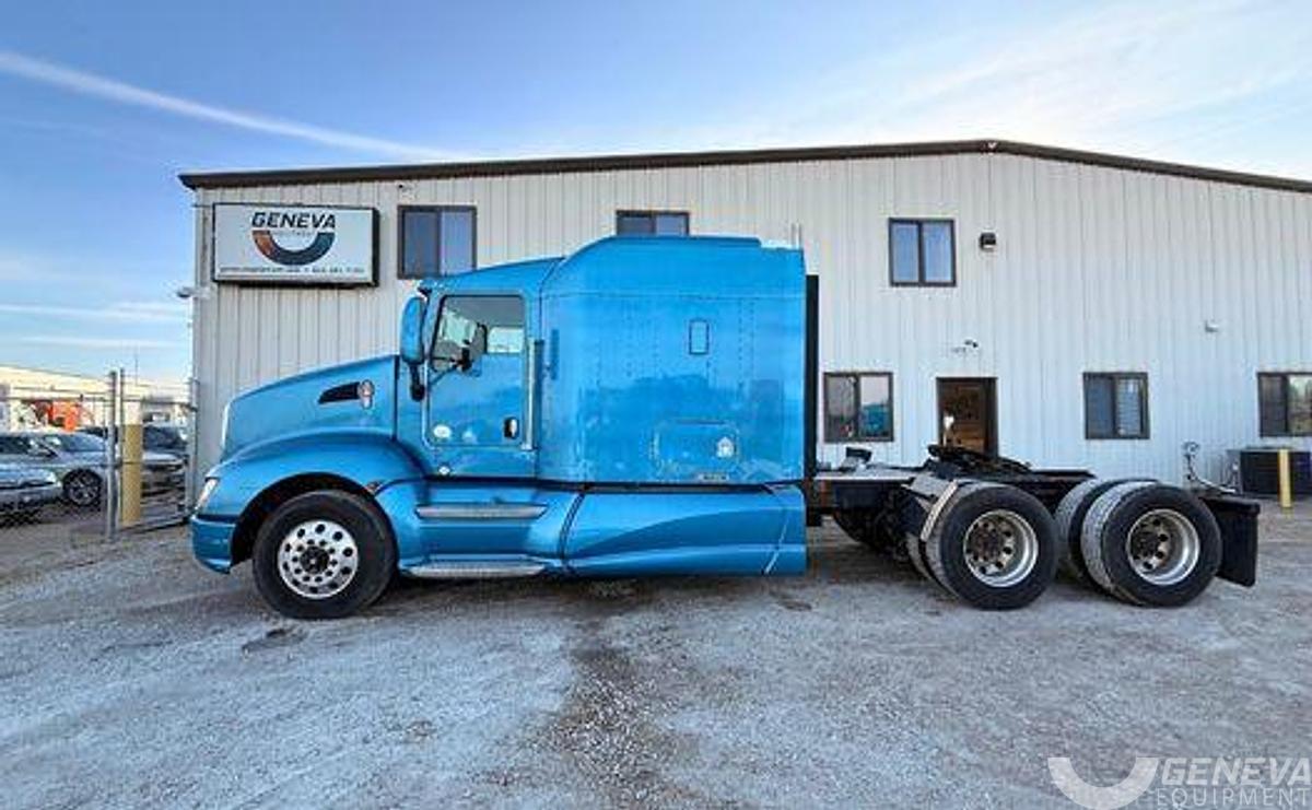 Used 2011 Kenworth T660