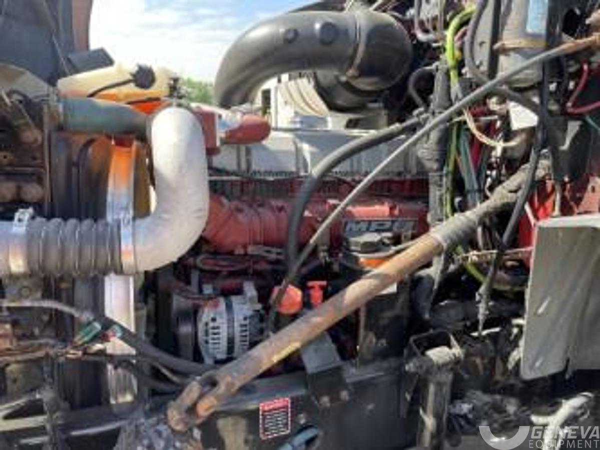 Used 2015 Mack CXU613