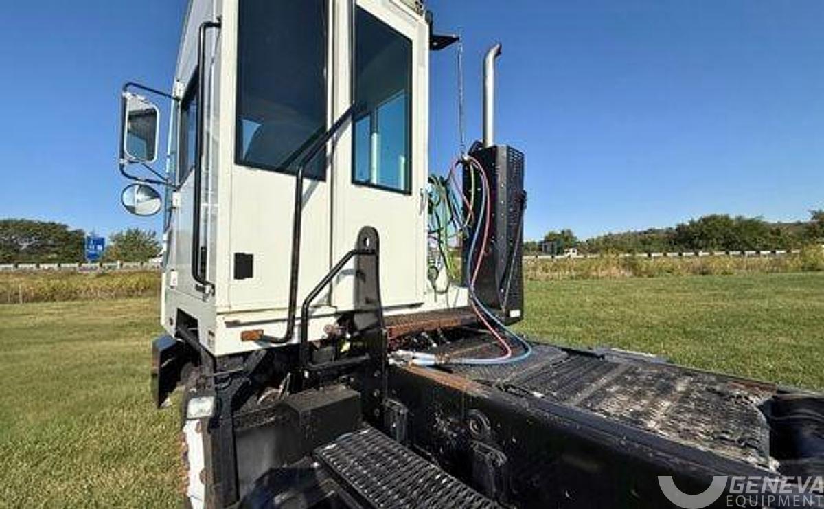 Used 2019 Autocar XSpotter