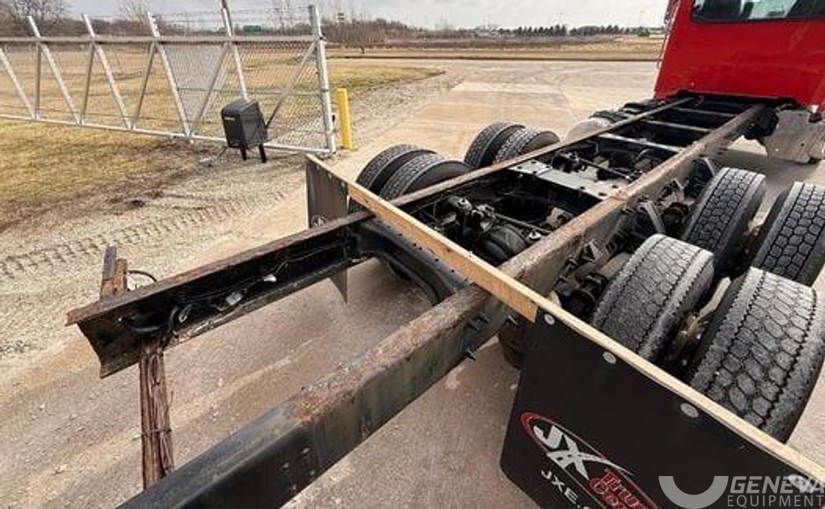 Used 2015 Peterbilt 348 (TK9431)