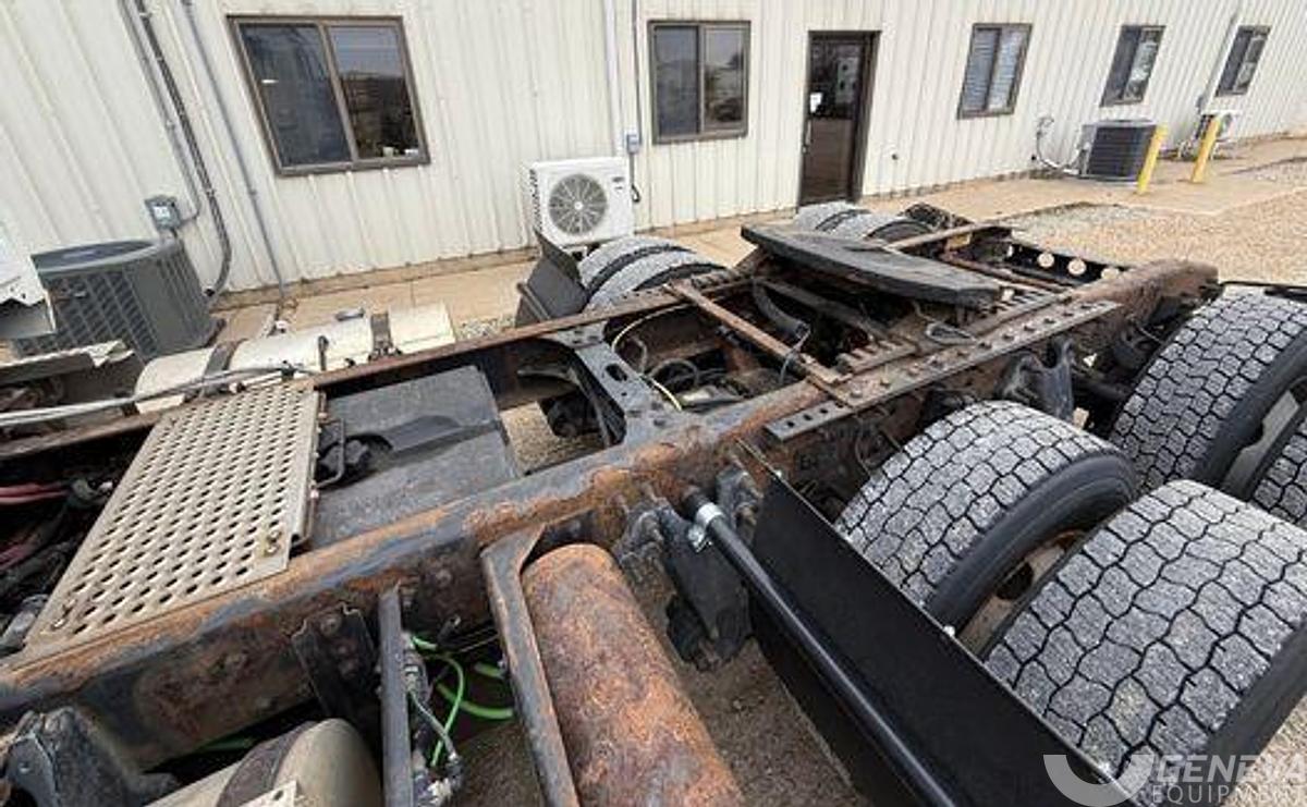 Used 2019 International LT625