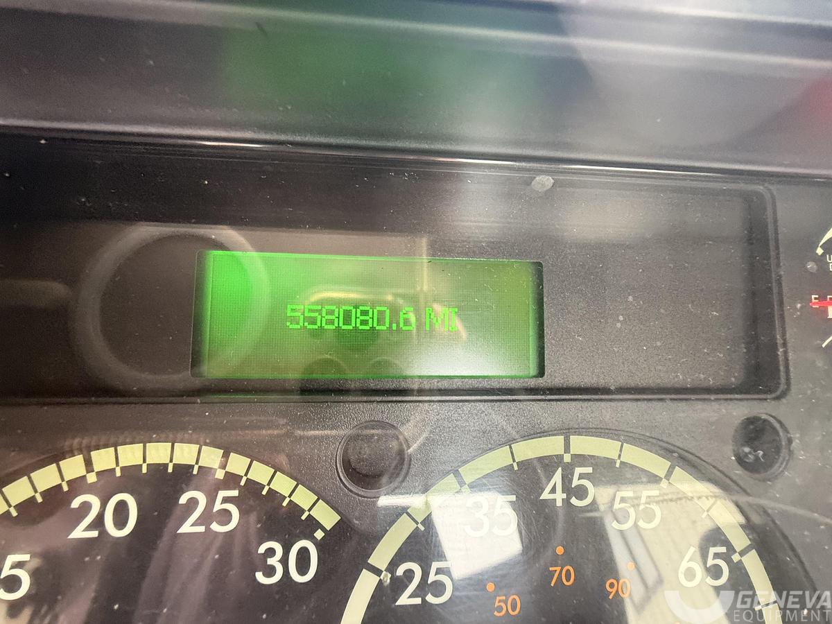 Used 2018 Freightliner Cascadia 113
