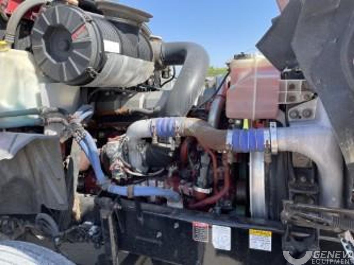 Used 2015 Mack CXU613