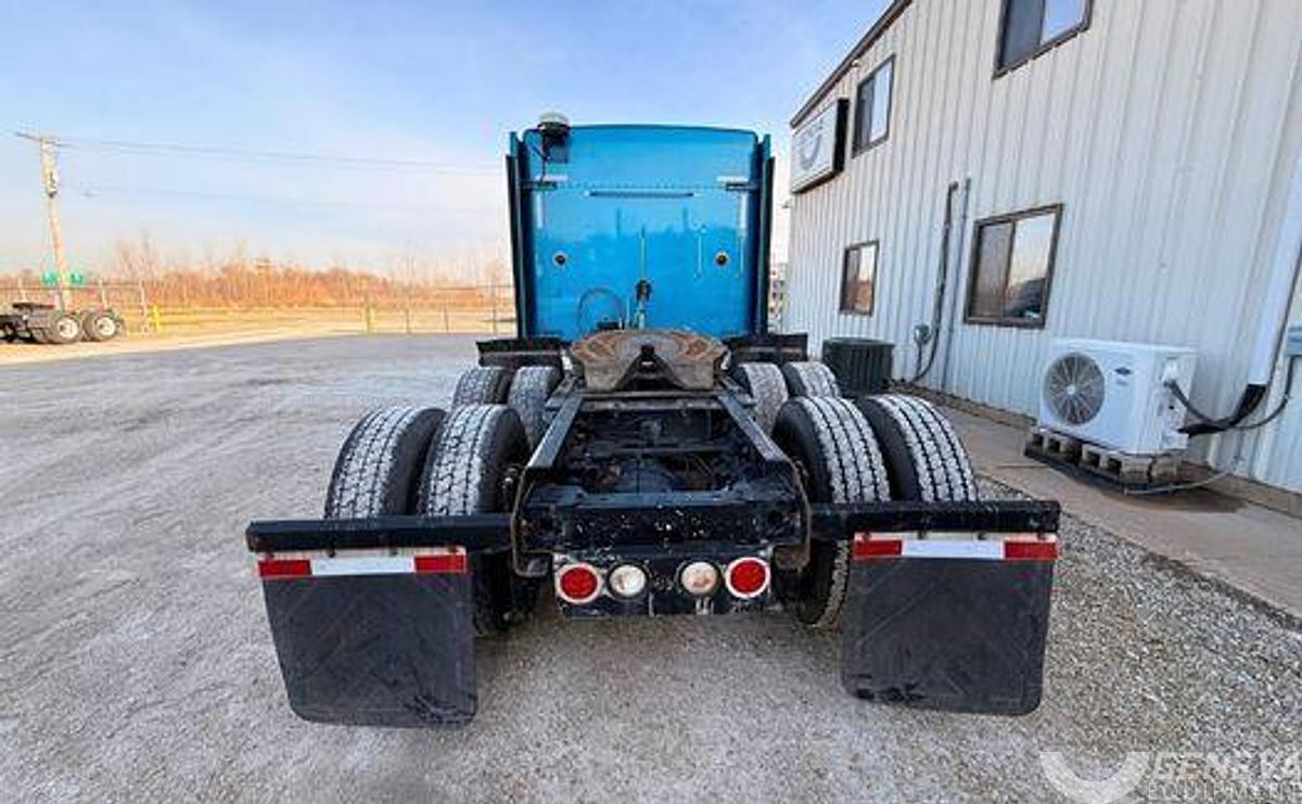 Used 2011 Kenworth T660