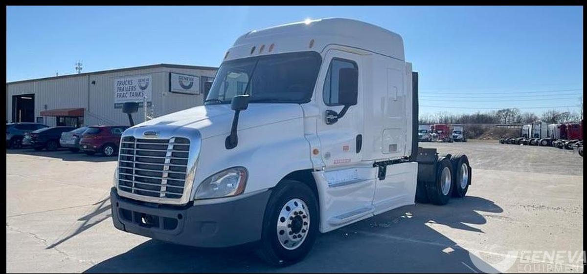 Used 2014 Freightliner Cascadia