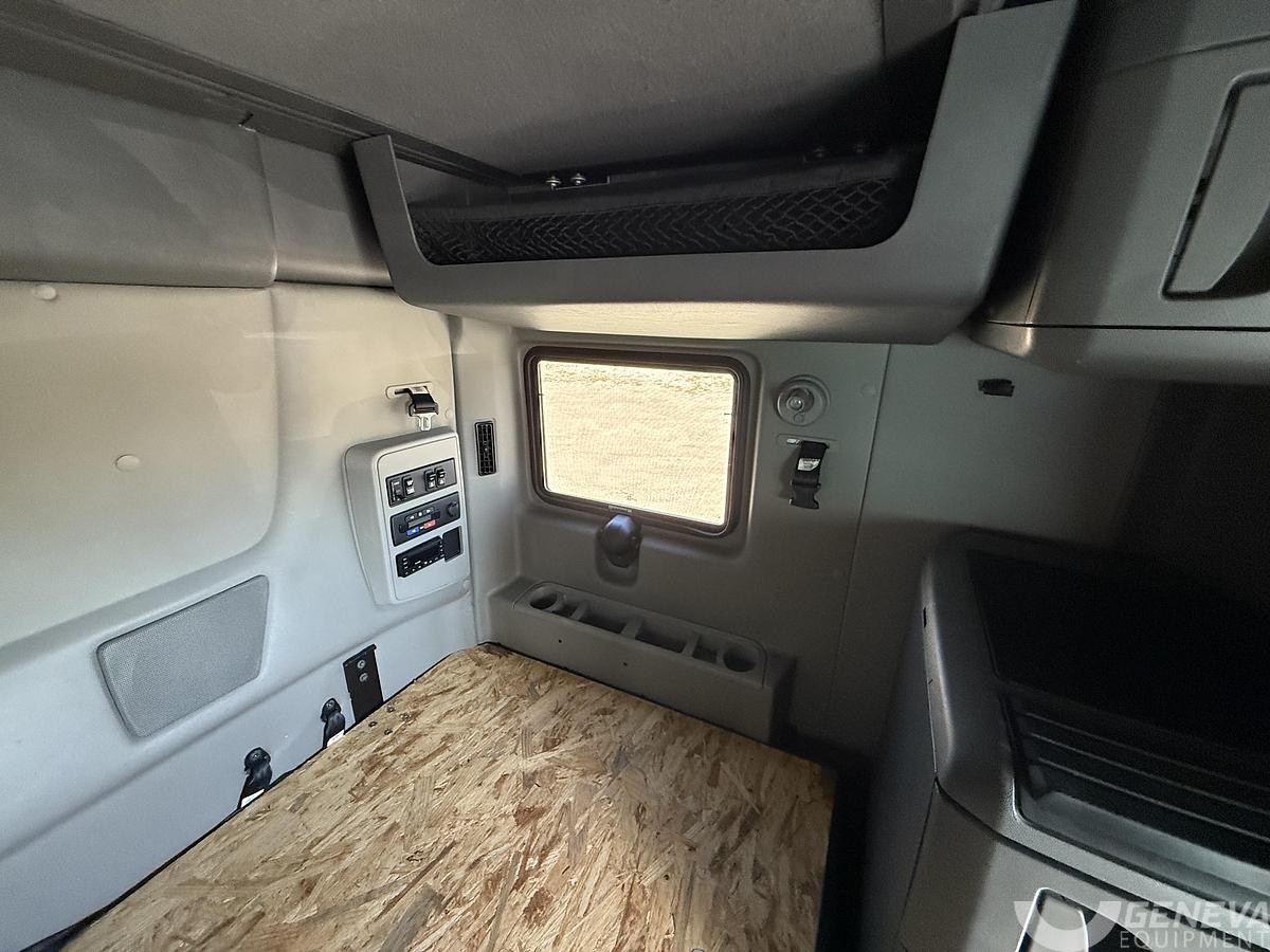 Used 2023 International LT625