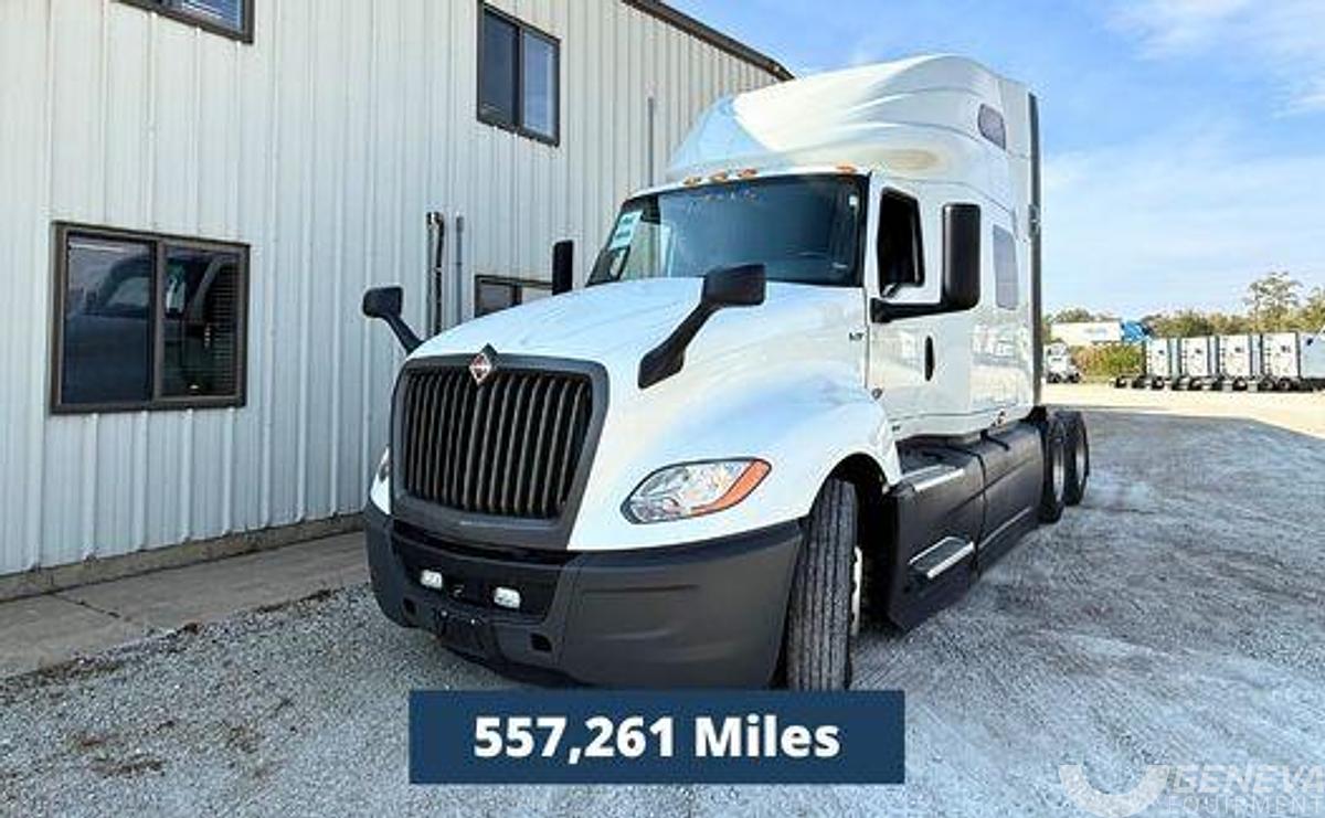 Used 2021 International LT625