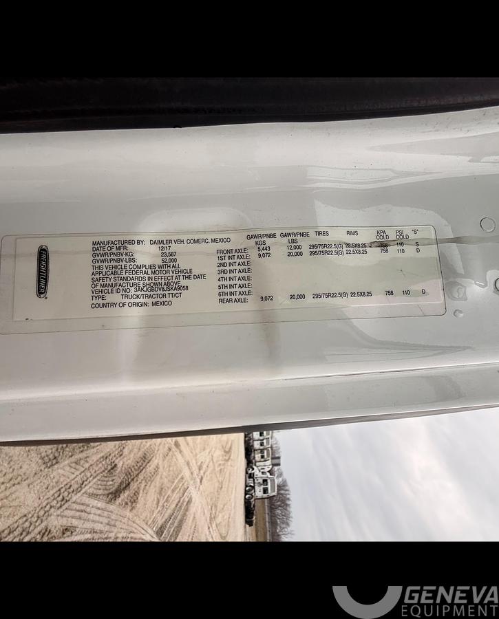 Used 2018 Freightliner Cascadia 113