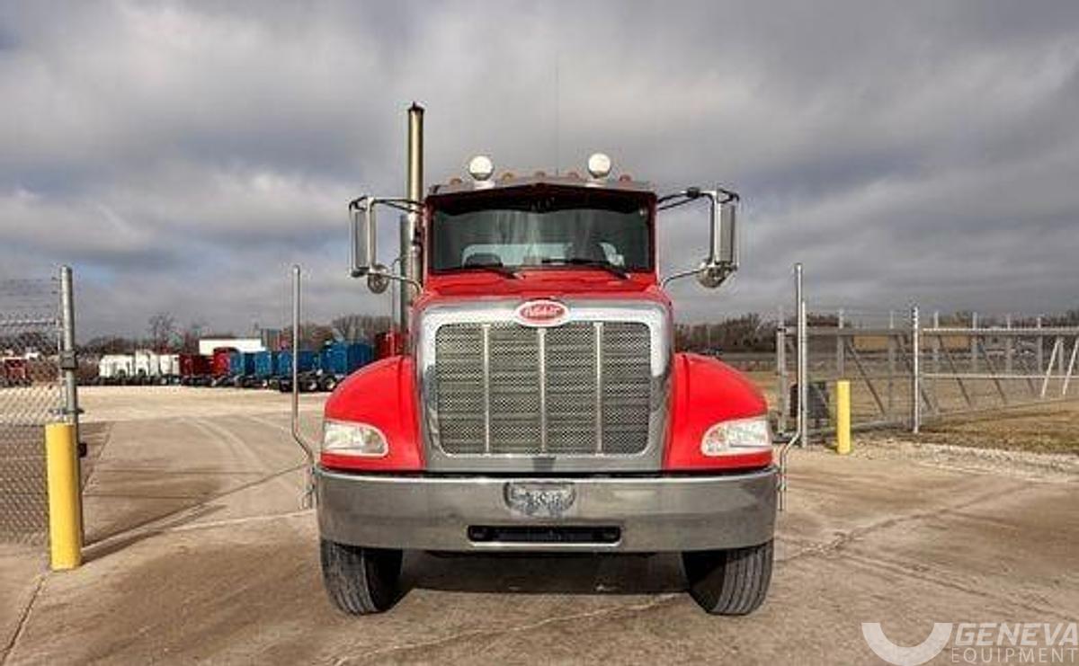 Used 2015 Peterbilt 348 (TK9431)