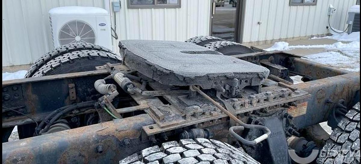 Used 2018 Freightliner Cascadia 113