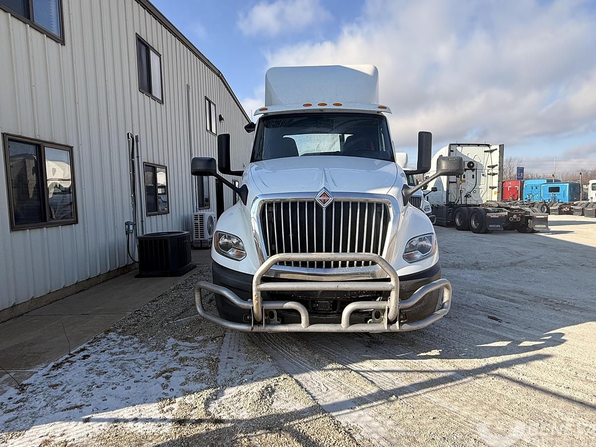 Used 2019 International LT625