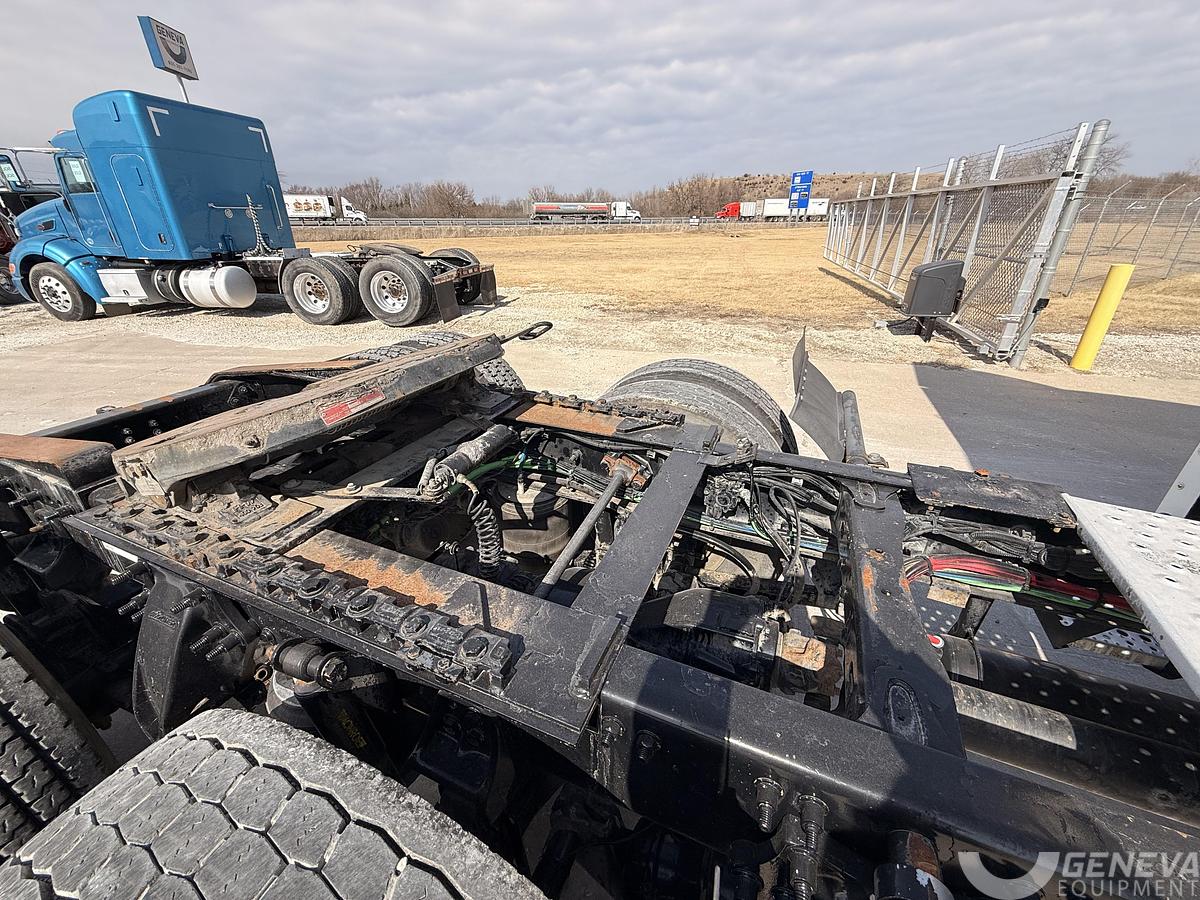 Used 2014 Freightliner Cascadia