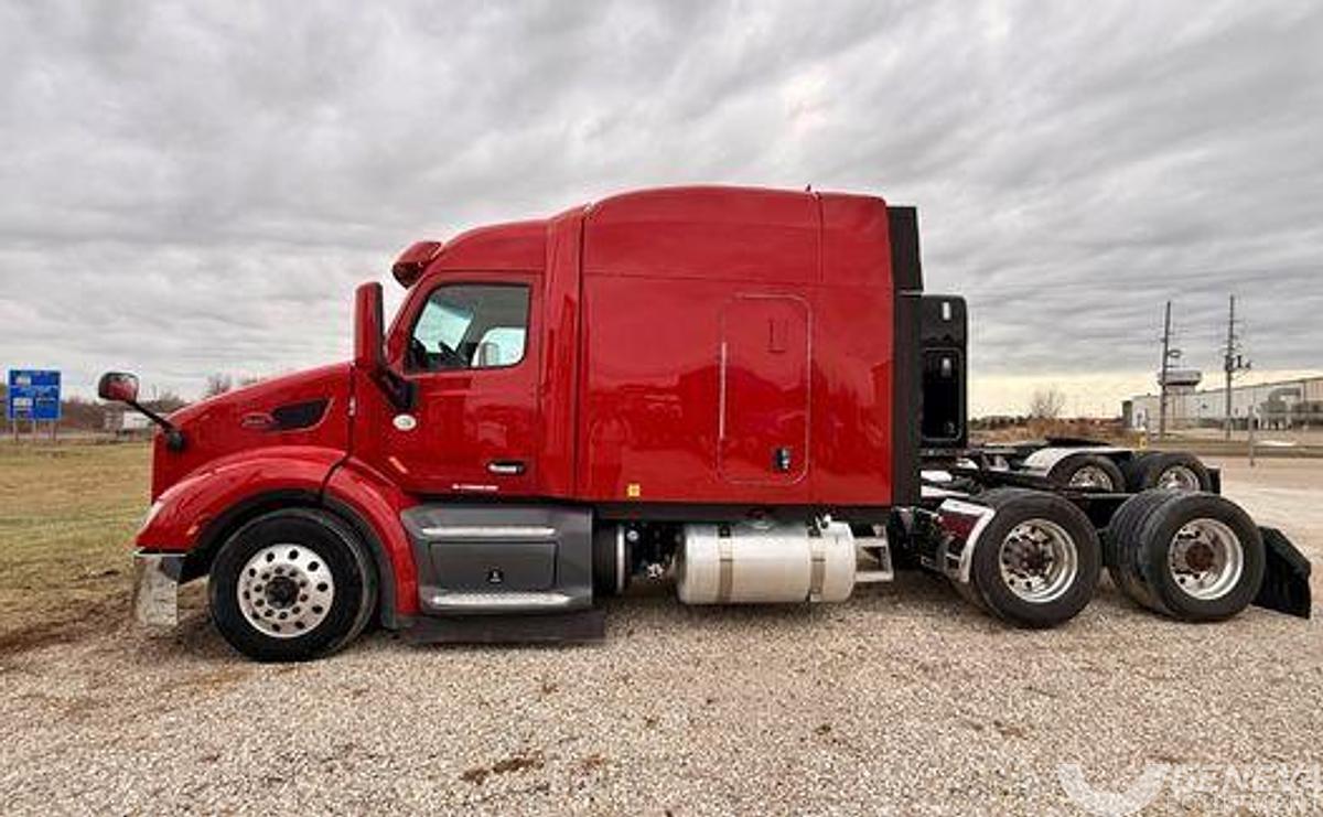 Used 2016 Peterbilt 579