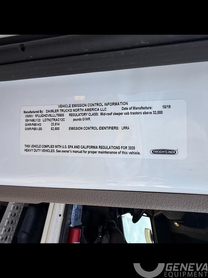 Used 2020 Freightliner Cascadia 113