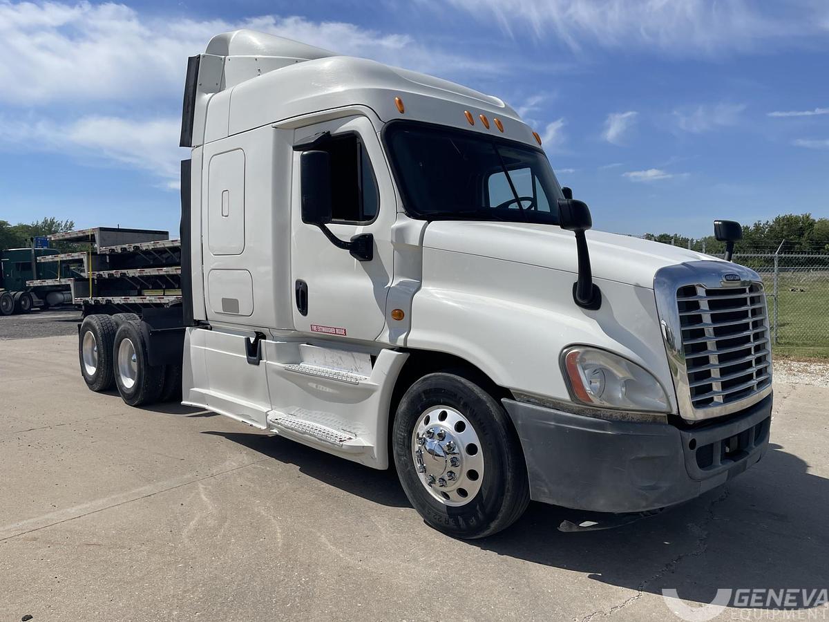 Used 2014 Freightliner Cascadia