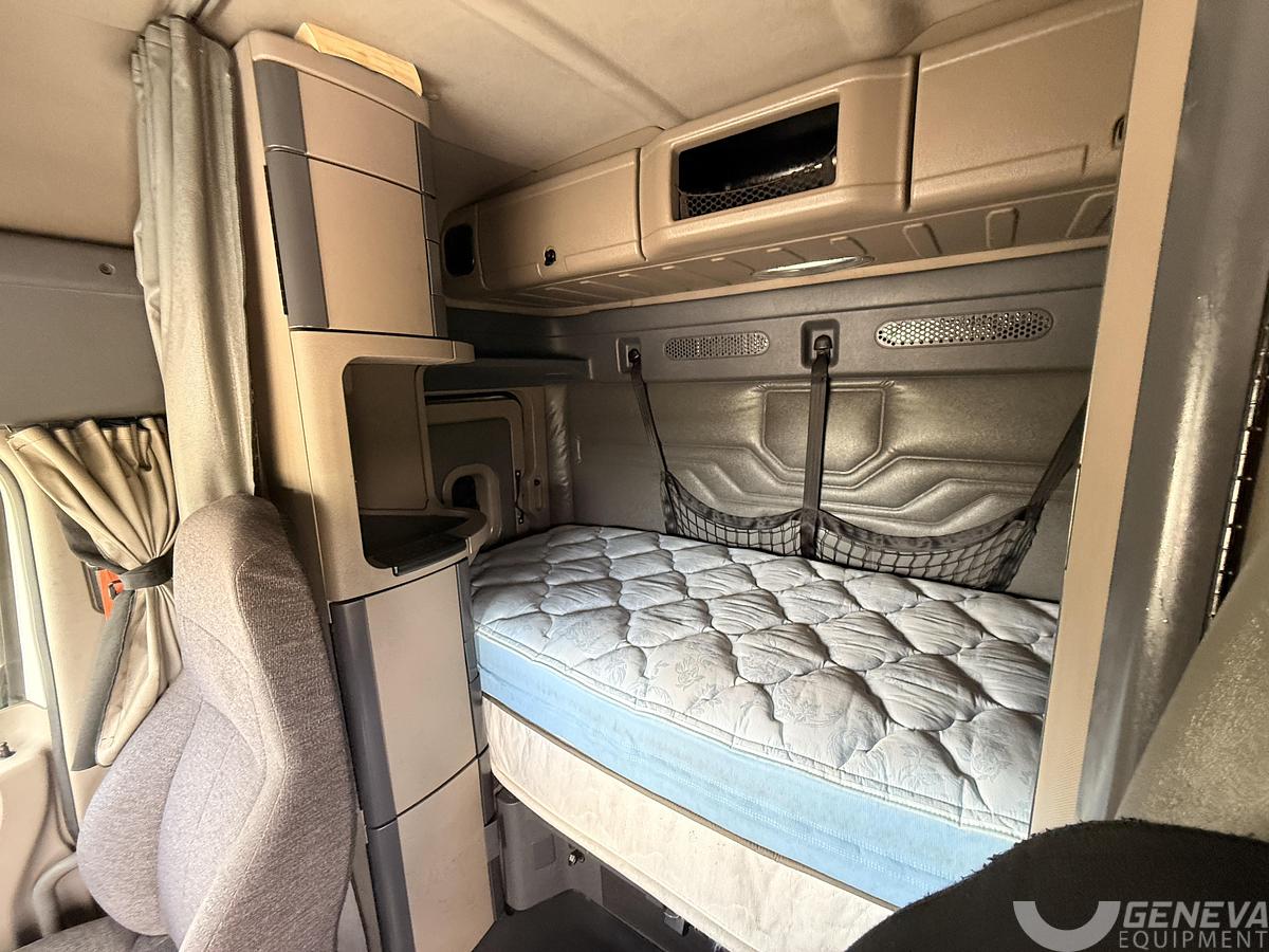 Used 2014 Freightliner Cascadia 125