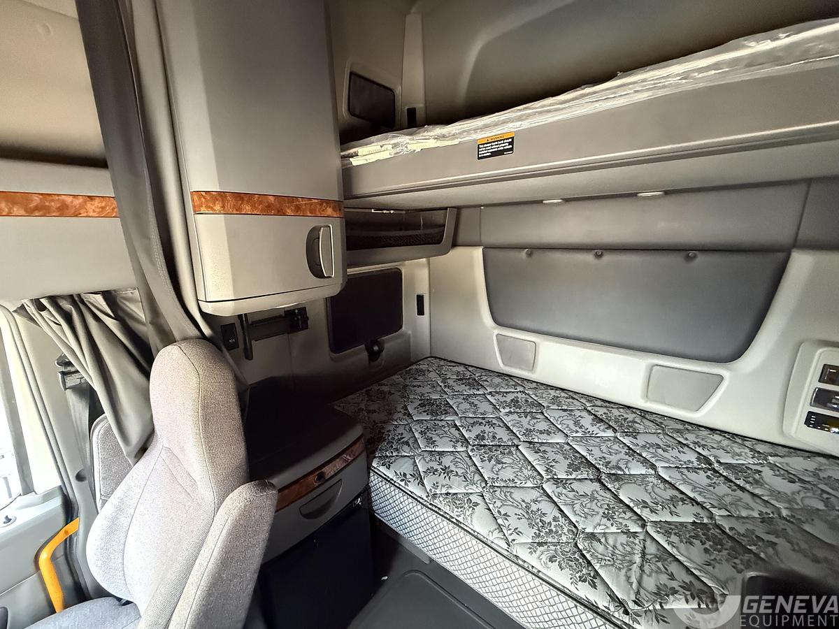Used 2021 International LT625