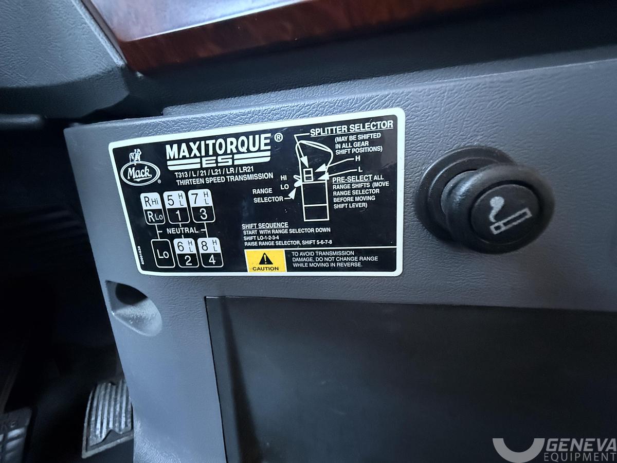 Used 2013 Mack CXU613