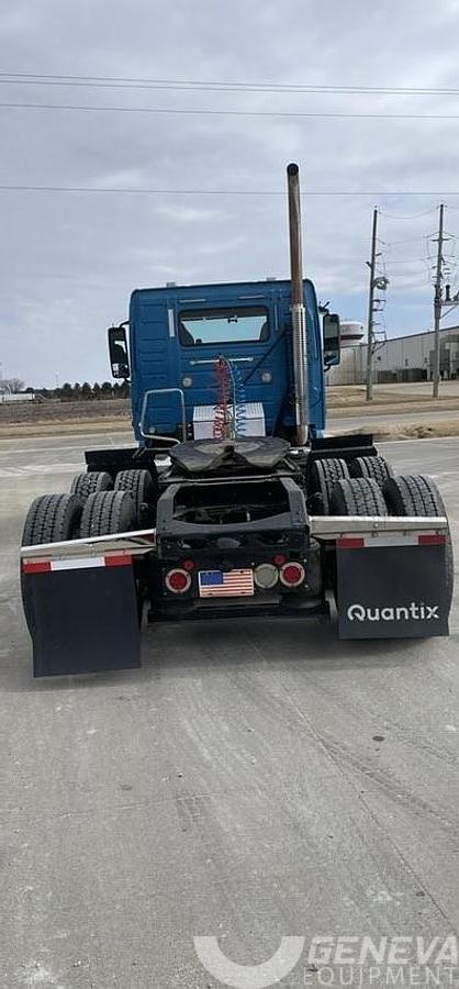 Used 2014 Volvo VNL300