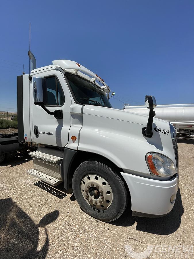 Used 2015 Freightliner Cascadia 125