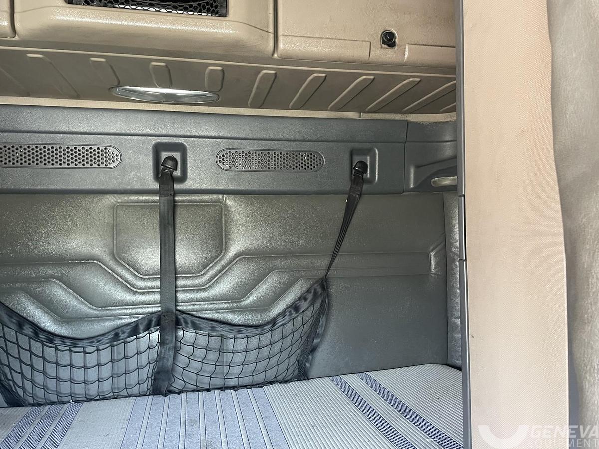 Used 2014 Freightliner Cascadia