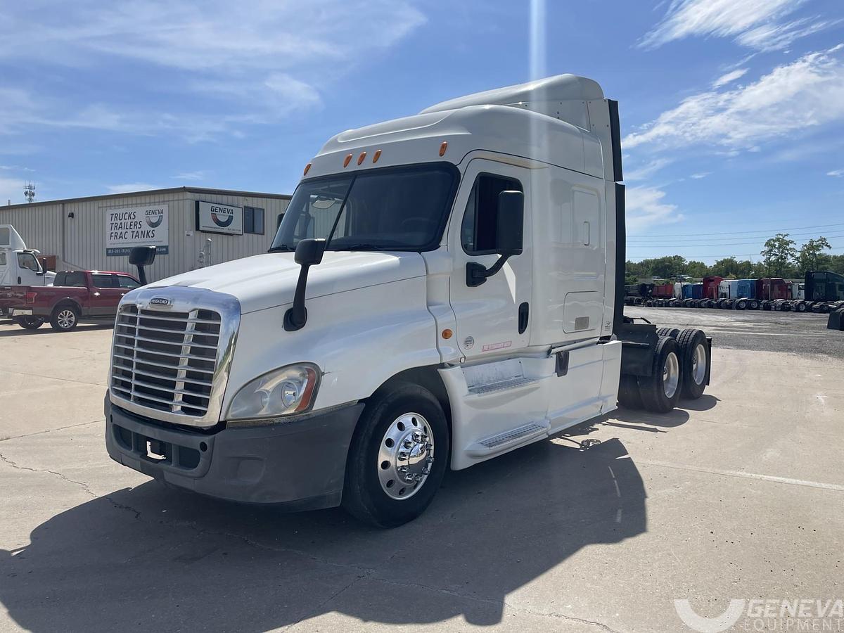 Used 2014 Freightliner Cascadia