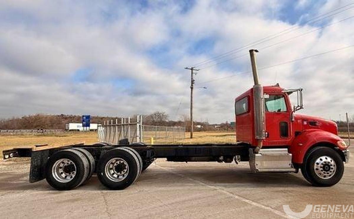 Used 2015 Peterbilt 348 (TK9431)