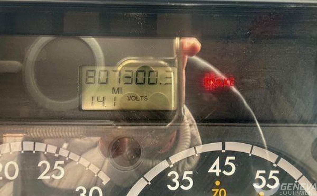 Used 2016 Freightliner CA 125