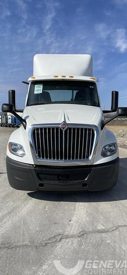 Used 2019 International LT625