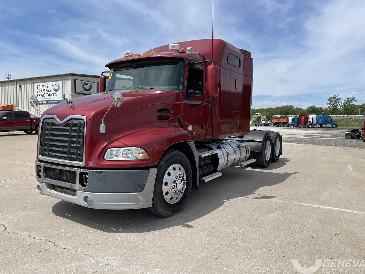 Used 2013 Mack CXU613