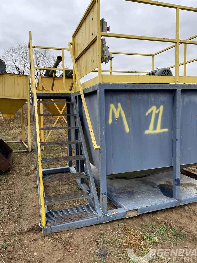 Used Shaker Mix Tank Setup