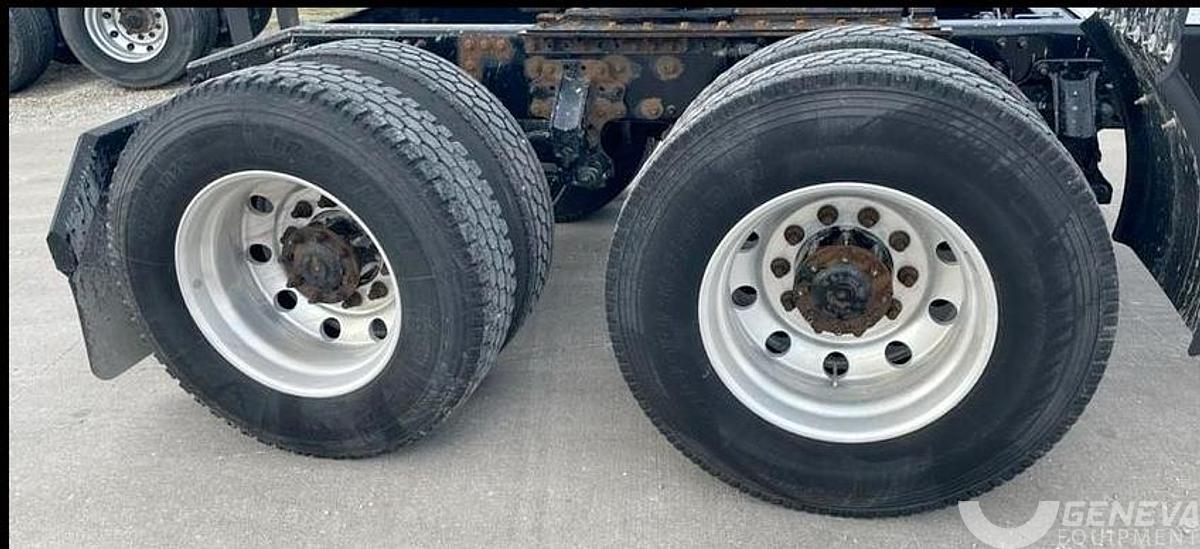 Used 2015 Mack CXU613