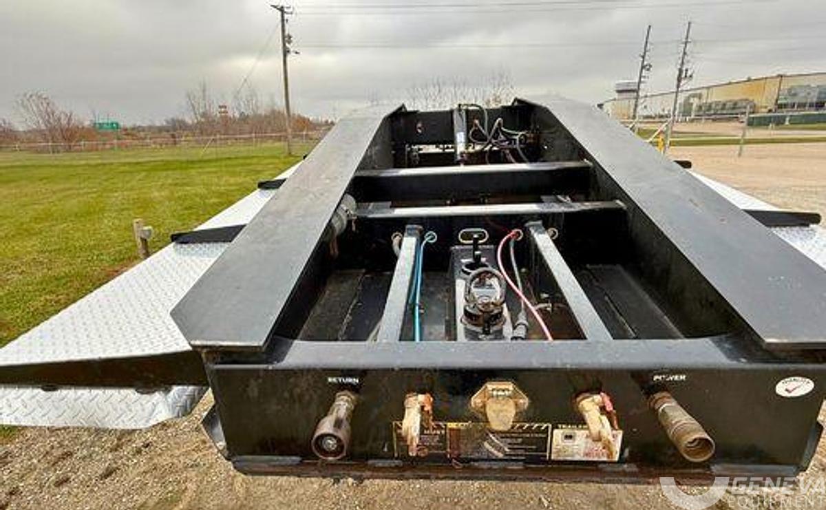 Used 2022 TOWMASTER T-110DTG