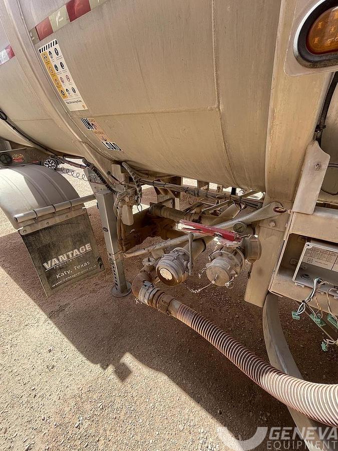 Used 2015 Refurbished Vantage Crude Oil Tanker Trailer