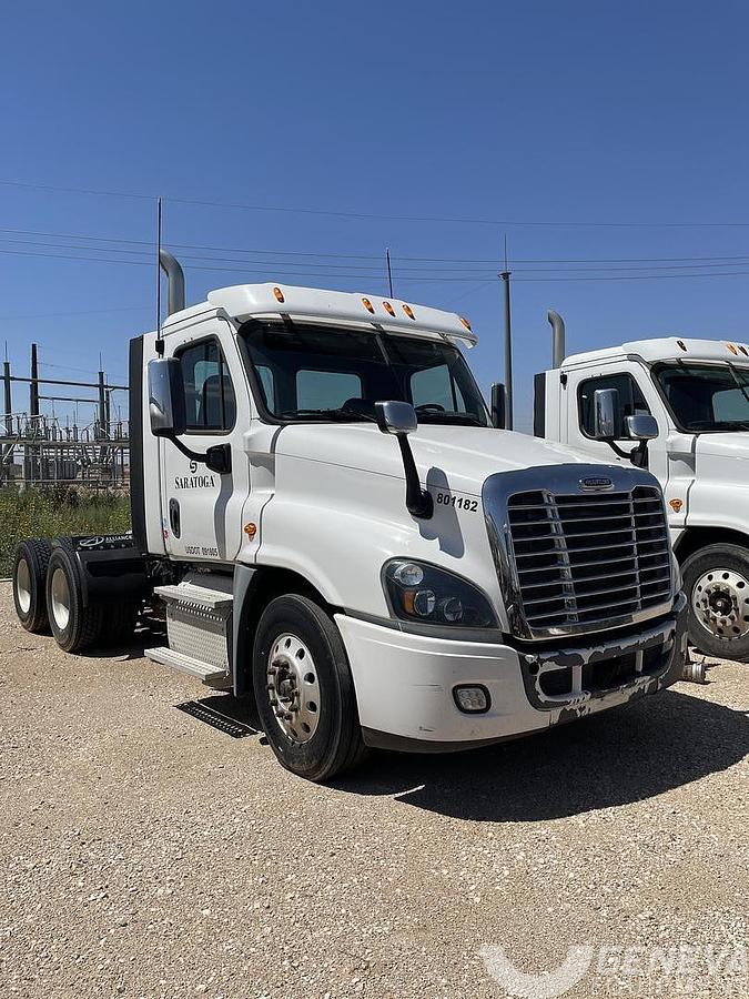 Used 2015 Freightliner Cascadia 125