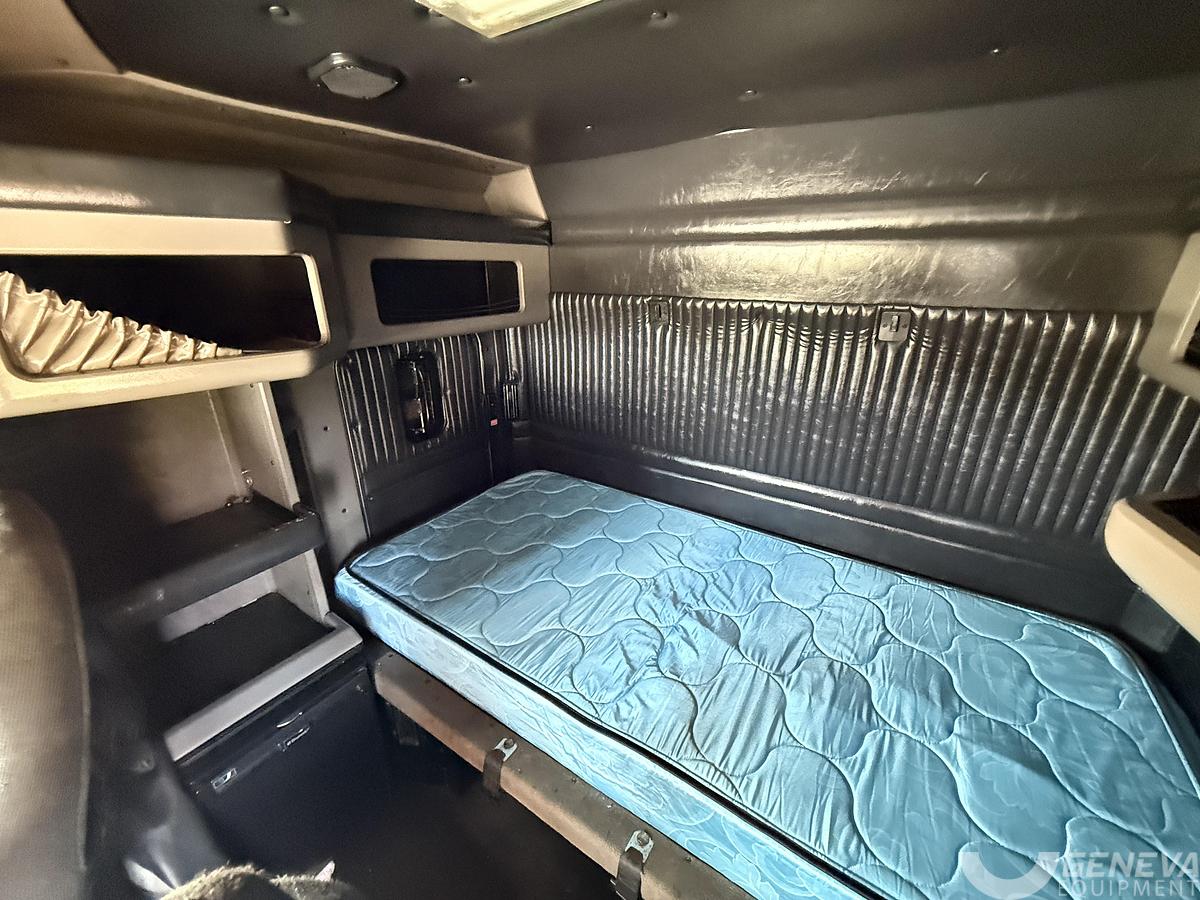 Used 2011 Kenworth T660