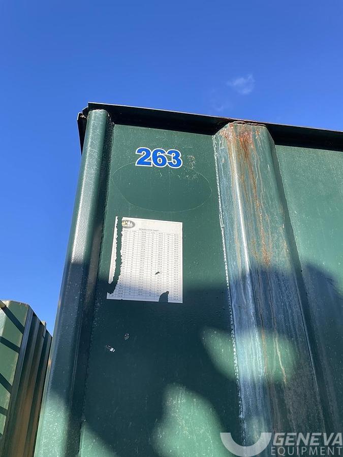 Used Menard Flat Top Frac Tank (#752)