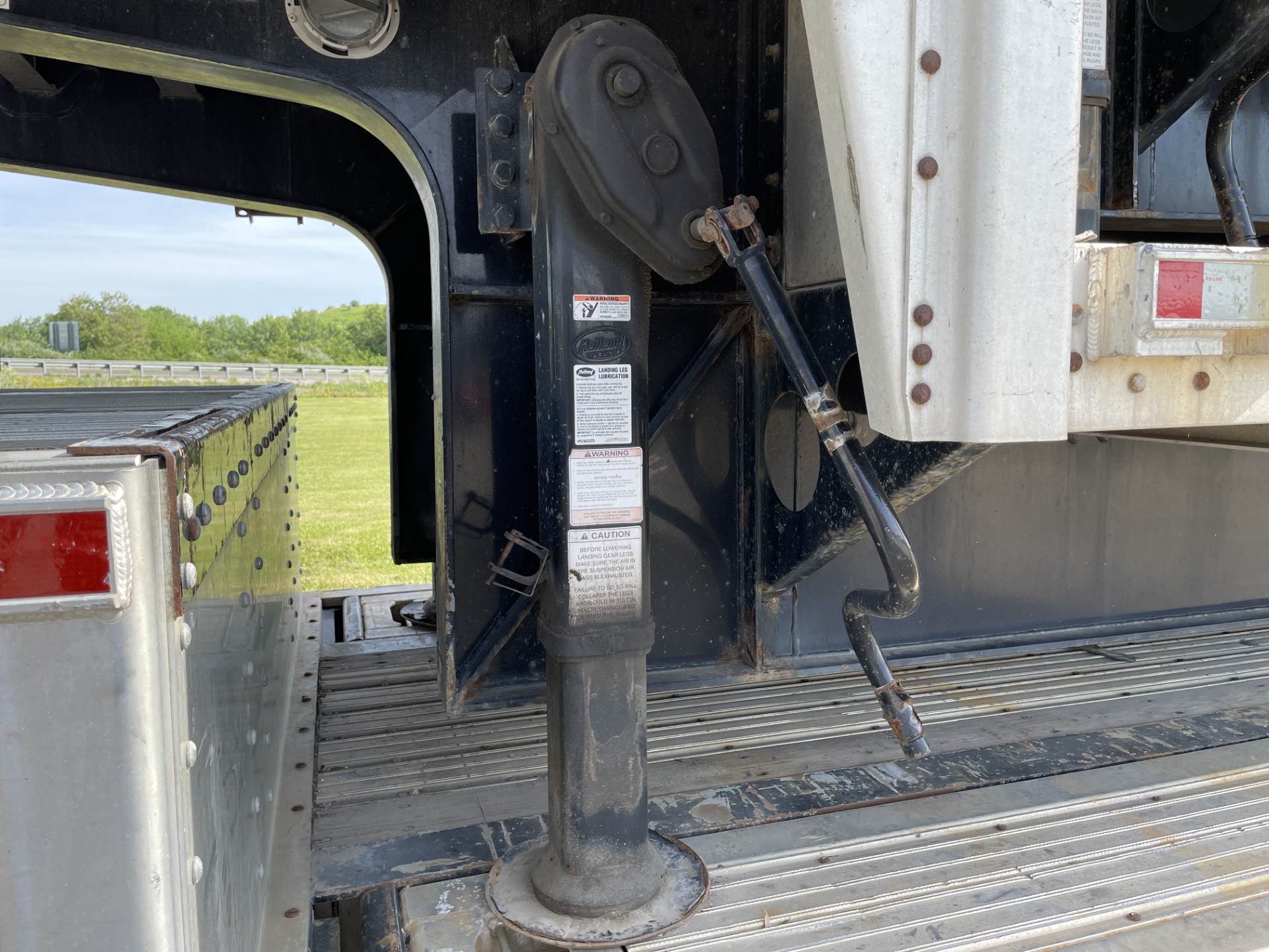 Used 2019 Prestige Trailers Renown Combo Flatbed Drop Deck
