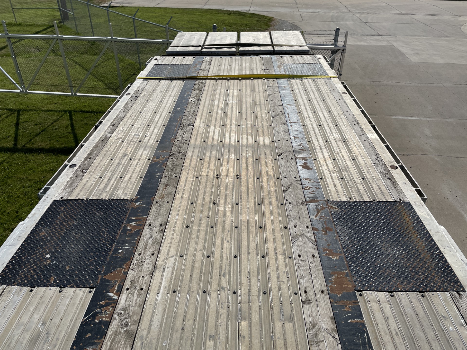 Used 2019 Prestige Trailers Renown Combo Flatbed Drop Deck