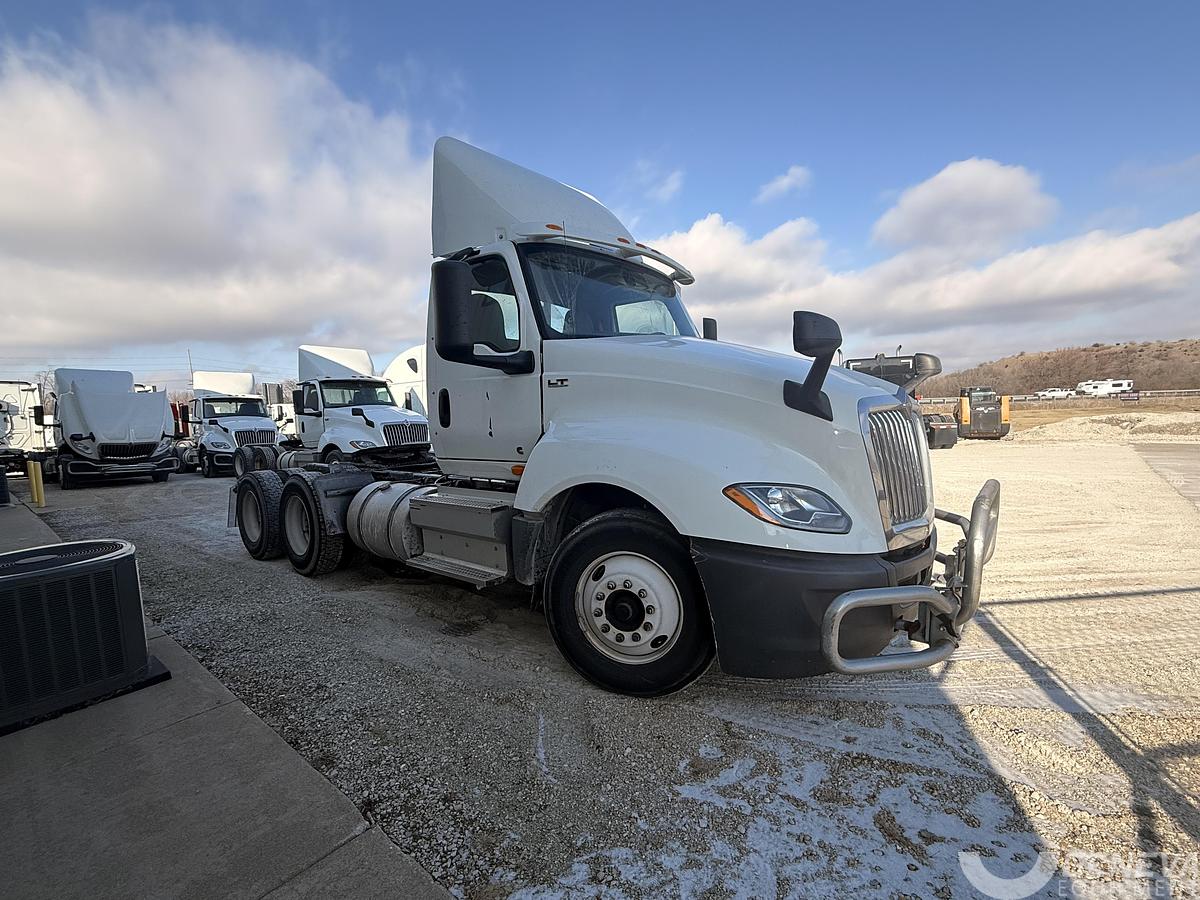 Used 2019 International LT625