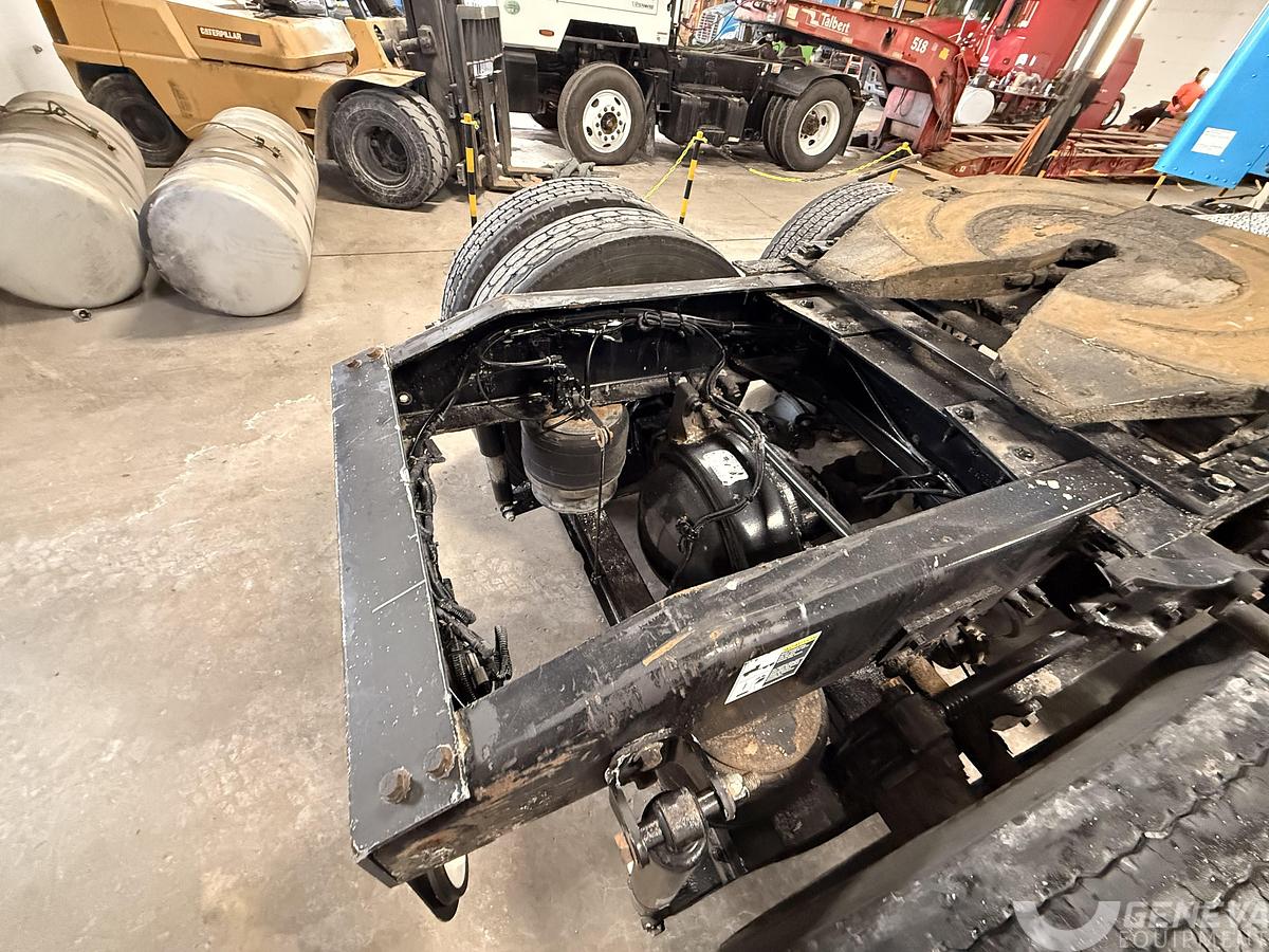 Used 2015 Peterbilt 384