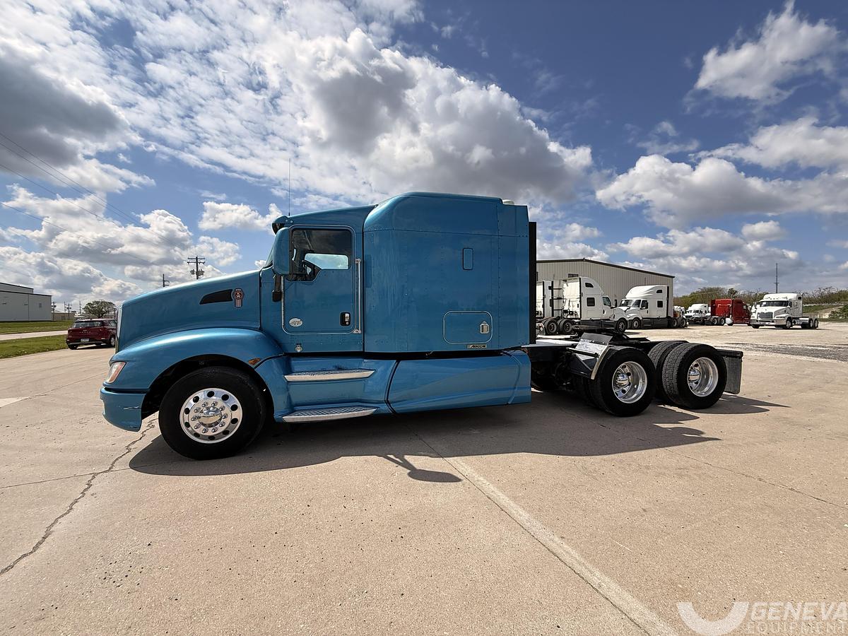 Used 2011 Kenworth T660