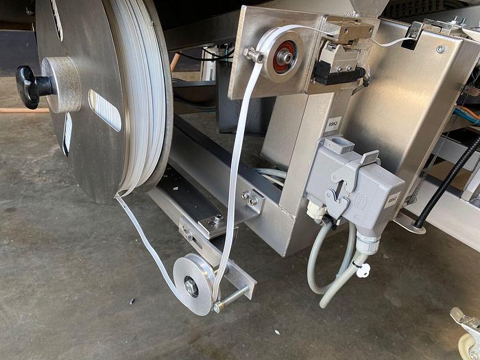 Gebruikt 2011 Waterlander Samach b.v. Clipmachine (WSC clip sluiter XS, R-7692)