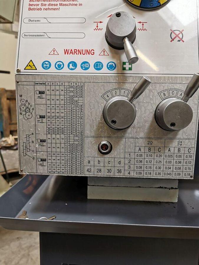 Used KAMI DKM280/500 lathe