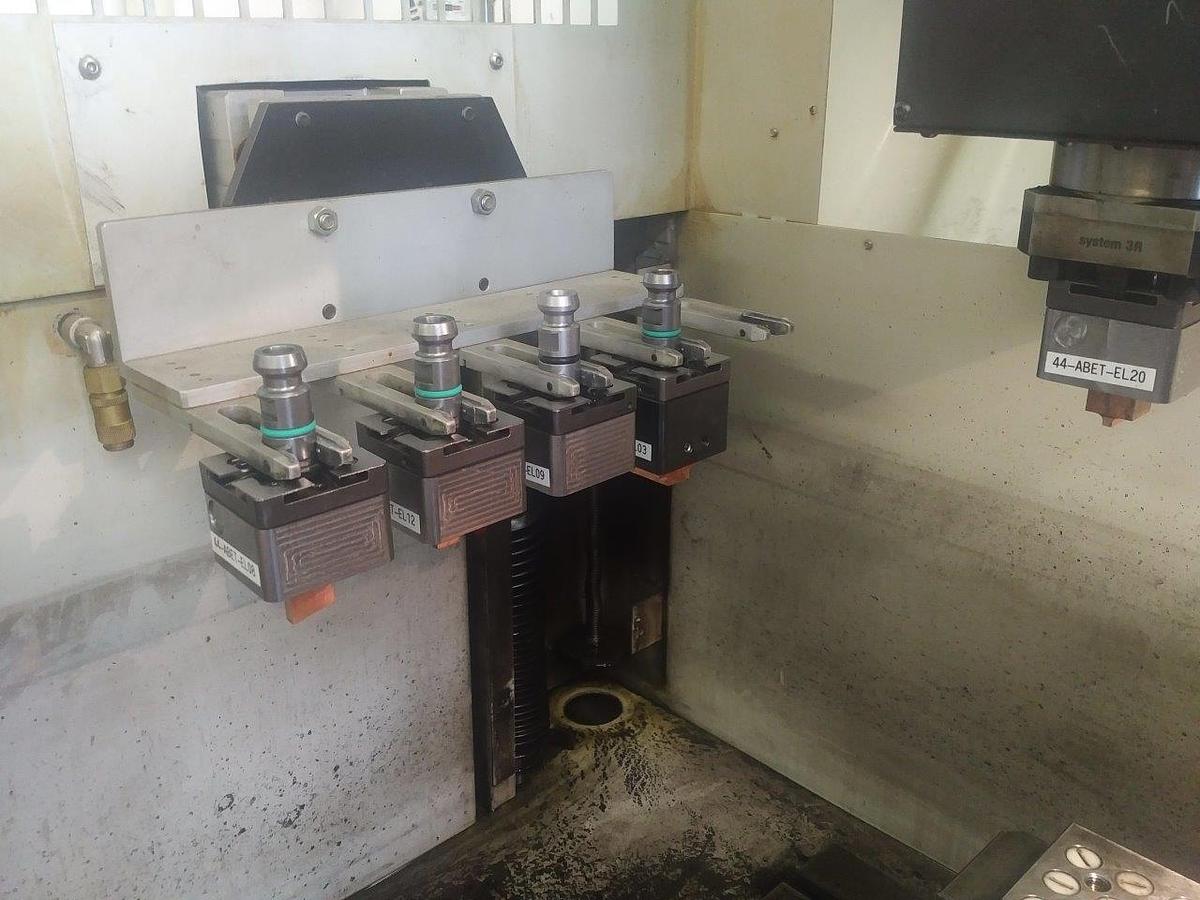 CDM Rovella cnc block spark