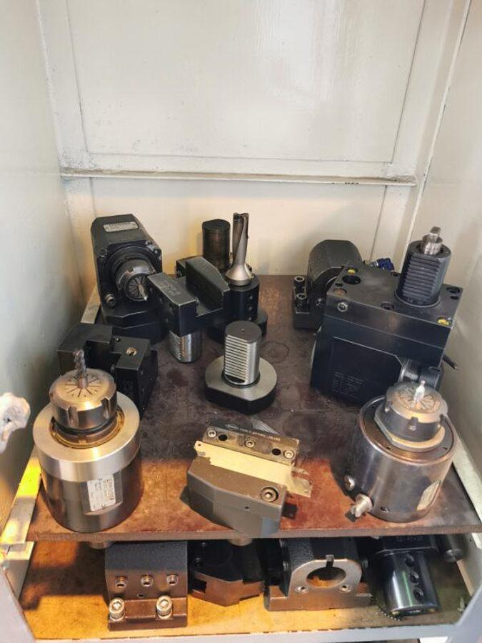 Used HYUNDAI HIT20M cnc lathe