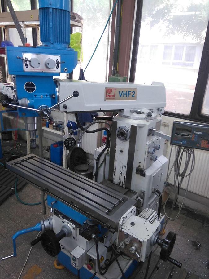 Used KNUTH VHF2 left-hand milling machine