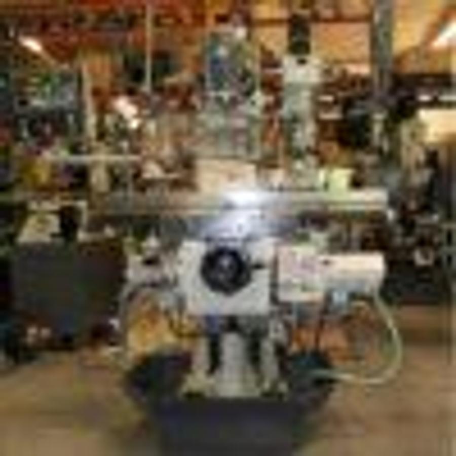 Used KAMI FKM660B-1 conventional milling machine